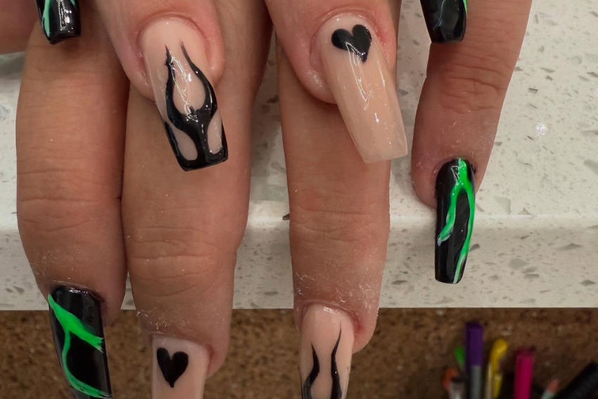 sample at nail deluxe nail bar 12